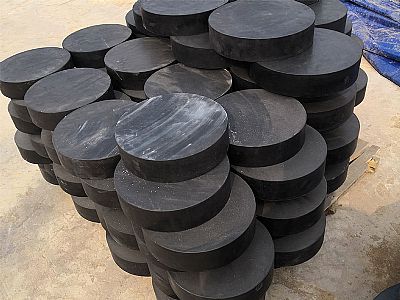 康乐县板式橡胶支座由若干层橡胶片与薄钢板经加压硫化